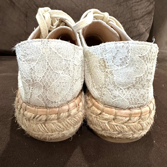 Vince Camuto Ivory White Floral Lace Up Espadrilles - Picture 4 of 10